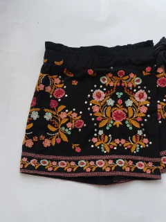SHORT POLLERA ZARA S BORDADO en internet