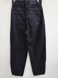 JEAN NEGRO JAZMIN CHEBAR 24 MOM - SECONDMODEVINTAGE