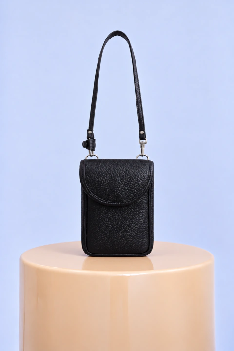 BANDOLERA MISHKA CUERO NEGRA