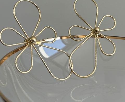 Brinco Flor Dourado