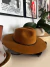 SATHIRI CHAINS GOLD CAMEL - tienda online