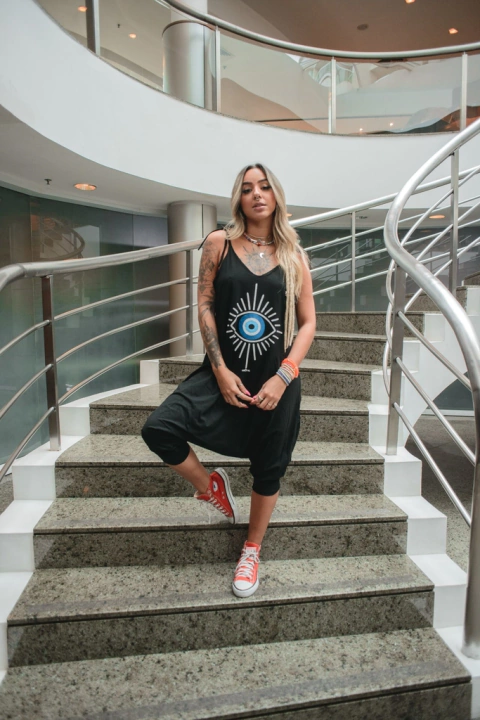 Macacão Saruel - Olho Grego