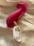 Sugador Vibrador Helen Massageador de Clitóris e Mamilo Estimulador Recarregável Resistente a Água no - Larissa cosméticos 