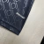 Camisa masculina azul da Juventus III 24/25, modelo torcedor, com detalhes em amarelo e padrão texturizado.
