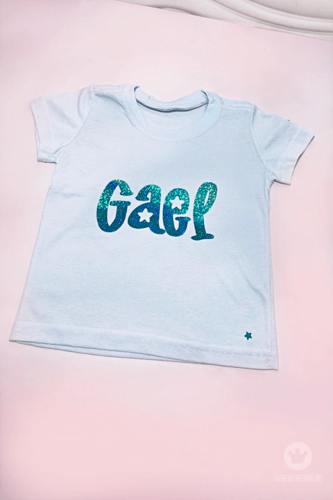Camiseta personalizada infantil com nome
