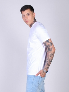 REMERA BASICA LYCRA - Gotland Clothing
