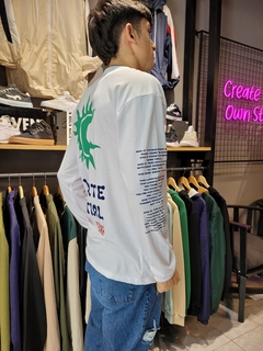 Remera Potential en internet