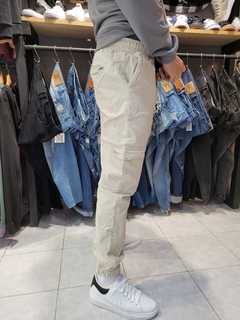 Imagen de JOGGER ELISEO