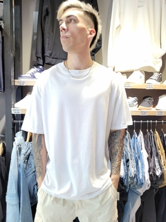 Remera Básica Oversize - comprar online
