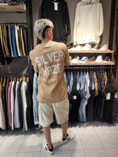 Remera Silver en internet