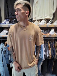 Remera Silver en internet