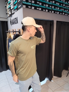 Remera Tokyo en internet