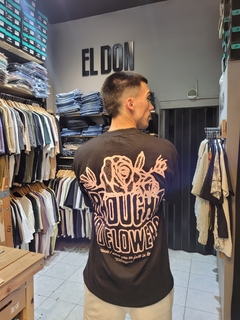 Remera Flowers - Gotland Clothing