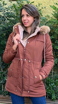 PARKA DE MICROFIBRA DUPLA FACE MARROM COM BEGE