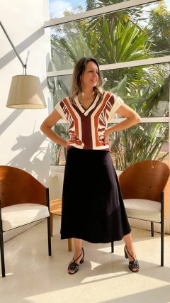 SAIA MIDI VISCOSE COM FORRO PRETO - comprar online