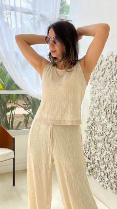 CALÇA NEW YORK RENDADA BEGE na internet