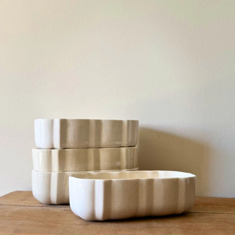 Budinera ondulada de cerámica - comprar online