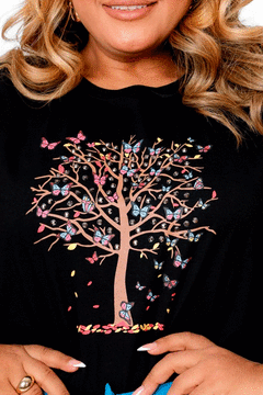 T-SHIRT PLUS SIZE ARVORE DA VIDA - COR PRETO REF 2394000 na internet