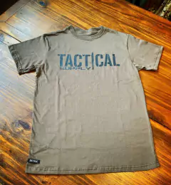 REMERA TACTICAL SUPPLY VERDE MILITAR VINTAGE en internet