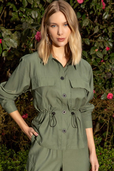 Camisa Com Regulador Na Cintura Verde - comprar online