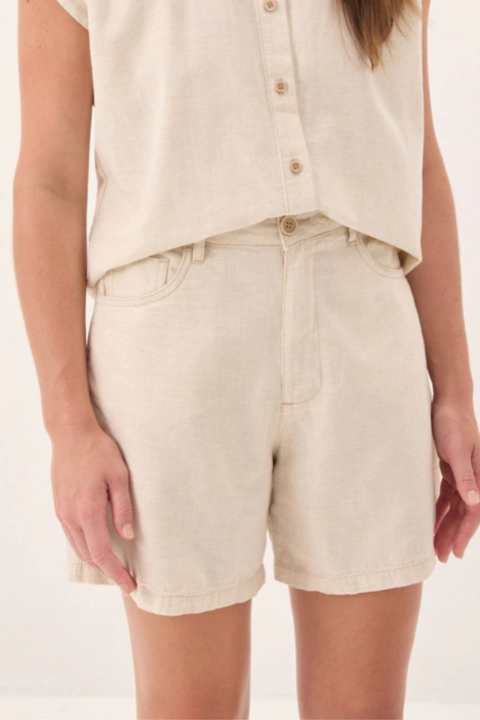 Bermuda Alongada Tipo Linho