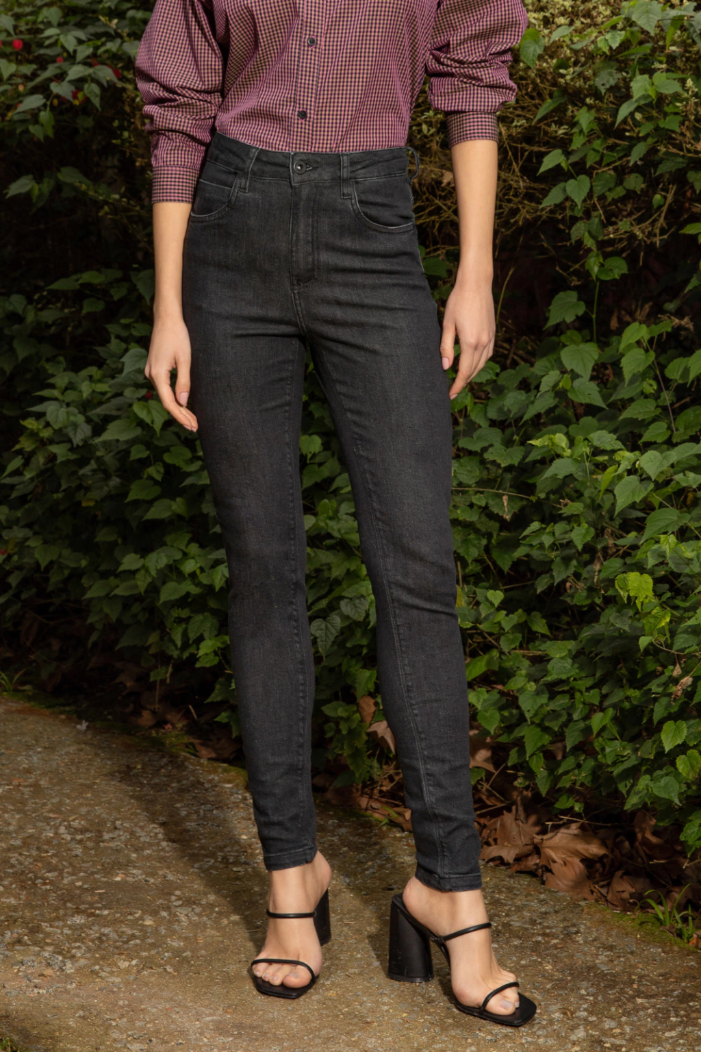 Calça Jeans Preta Básica