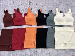 Set conjunto calza+top importado premium ULTIMOS - comprar online