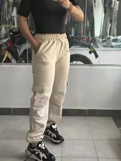 Pantalones varios en internet