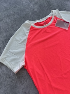 Remera I-RUN strass combinada - tienda online