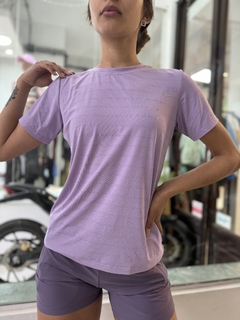 Remera Mujer dryfit material respirable