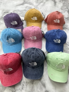 Gorra TNF logo bordado UNISEX - Sin Nombre Sport