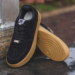 Nike Air Force Black/Brown en internet