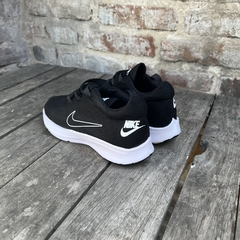 Nike Classic Black - comprar online
