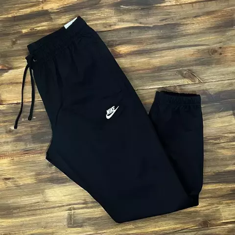 Calça Nike Sportswear Woven DD5310 Preta