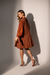 Vestido Curto Manga Longa e Gola Marrom - comprar online