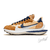 Tênis Nike sacai Vaporwaffle Sesame Blue Void