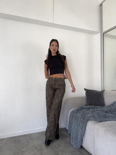 Pantalón cuerina vintage en internet