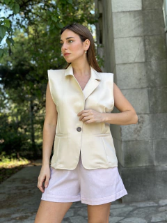 Imagen de Chaleco Singapur De Crep Sastrero