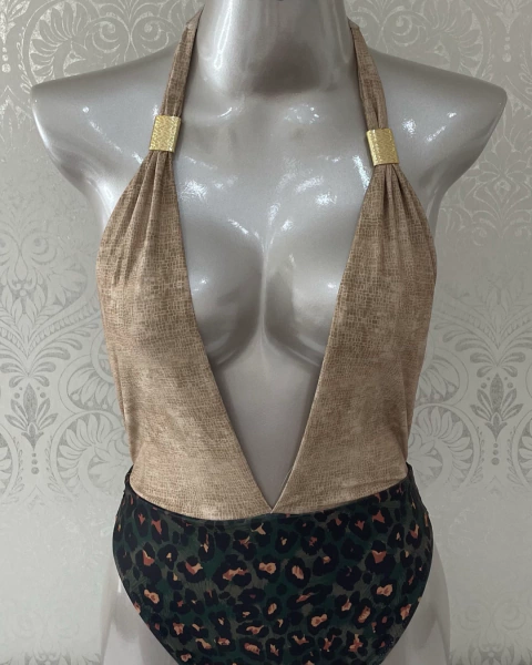 Metais tipo 2 - maiô Capri