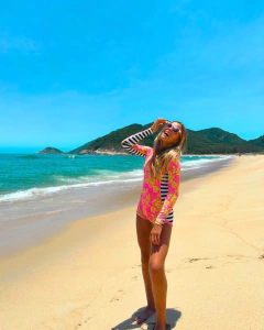 Maiô Infantil Teen Short Manga Longa Lycra UV50+ Floral pink na internet