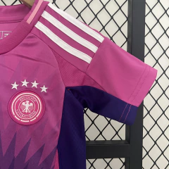 Personalização de camisas de futebol, Times internacionais de futebol, Uniformes de futebol de alta qualidade, Designs exclusivos de camisas de futebol, Coleção de camisas de futebol autênticas , Camisas de futebol vintage, Camisas de futebol colecionávei