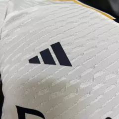 Personalização de camisas de futebol, Times internacionais de futebol, Uniformes de futebol de alta qualidade, Designs exclusivos de camisas de futebol, Coleção de camisas de futebol autênticas , Camisas de futebol vintage, Camisas de futebol colecionávei