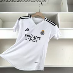 Personalização de camisas de futebol, Times internacionais de futebol, Uniformes de futebol de alta qualidade, Designs exclusivos de camisas de futebol, Coleção de camisas de futebol autênticas , Camisas de futebol vintage, Camisas de futebol colecionávei