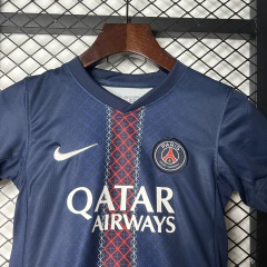 Personalização de camisas de futebol, Times internacionais de futebol, Uniformes de futebol de alta qualidade, Designs exclusivos de camisas de futebol, Coleção de camisas de futebol autênticas , Camisas de futebol vintage, Camisas de futebol colecionávei