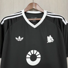 Personalização de camisas de futebol, Times internacionais de futebol, Uniformes de futebol de alta qualidade, Designs exclusivos de camisas de futebol, Coleção de camisas de futebol autênticas , Camisas de futebol vintage, Camisas de futebol colecionávei