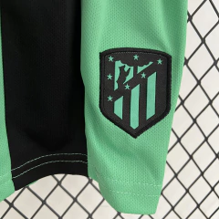 Conjuntos Infantis de Futebol, Kits Infantis, Roupas Infantis esportivas, Personalização de camisas de futebol, Times internacionais de futebol, Uniformes de futebol de alta qualidade, Designs exclusivos de camisas de futebol, Coleção de camisas de futebo