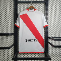 12Multimarcas,2023-2024,Adidas,libertadores,masculino,River Plate, Home, 
Personalização de camisas de futebol, Times internacionais de futebol, Uniformes de futebol de alta qualidade, Designs exclusivos de camisas de futebol, Coleção de camisas de futebo