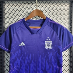 22 23 adidas selecao argentina azul marinho tricampeã mundial hermanos infantil los ninos criancas home I messi dybala dimaria 12Multimarcas