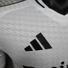 Personalização de camisas de futebol, Times internacionais de futebol, Uniformes de futebol de alta qualidade, Designs exclusivos de camisas de futebol, Coleção de camisas de futebol autênticas , Camisas de futebol vintage, Camisas de futebol colecionávei