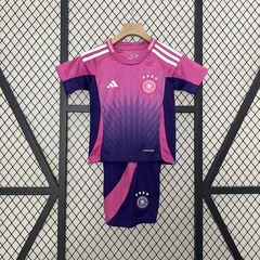 Personalização de camisas de futebol, Times internacionais de futebol, Uniformes de futebol de alta qualidade, Designs exclusivos de camisas de futebol, Coleção de camisas de futebol autênticas , Camisas de futebol vintage, Camisas de futebol colecionávei